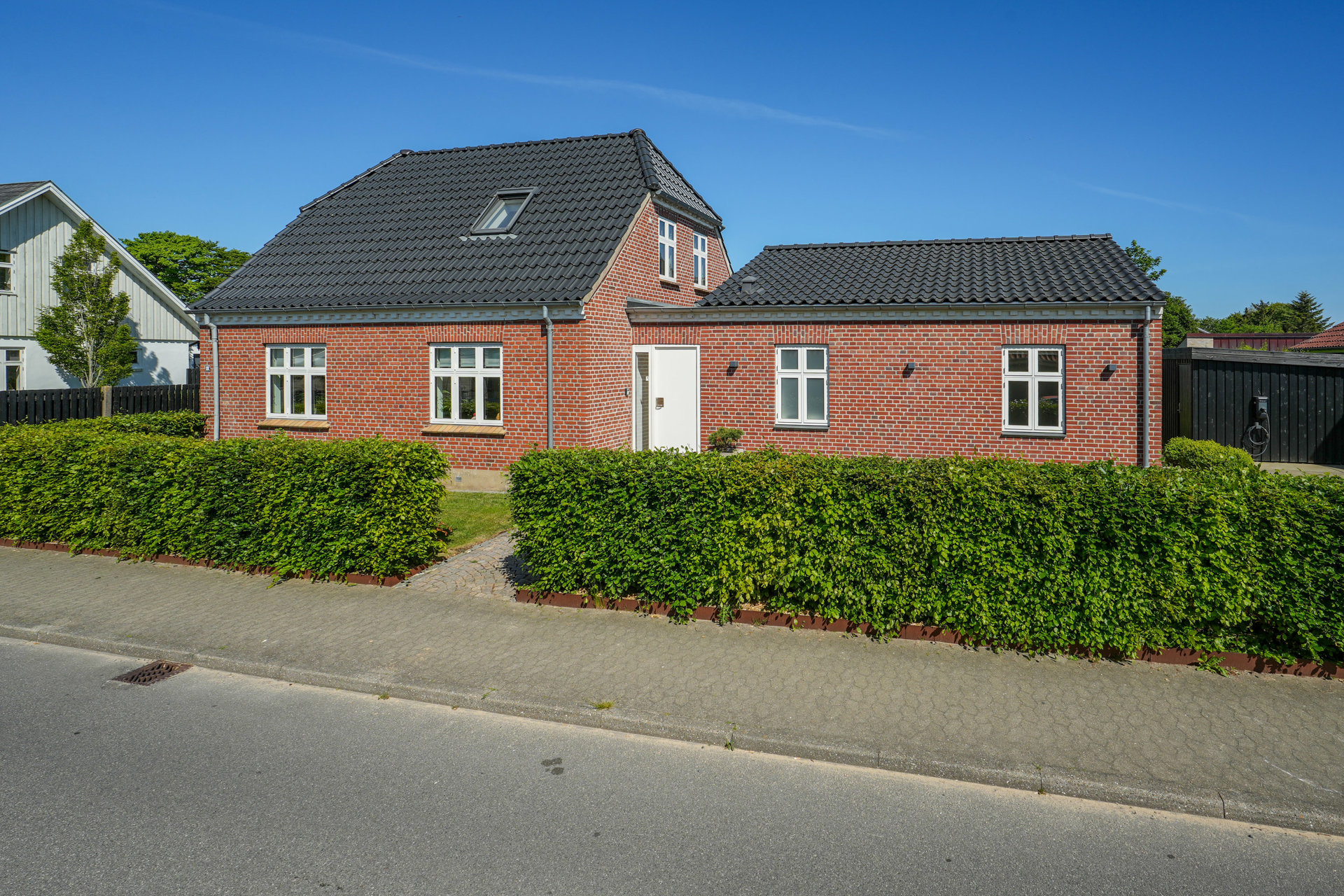 Vestre Strandvej 18, billede 1 af 32
