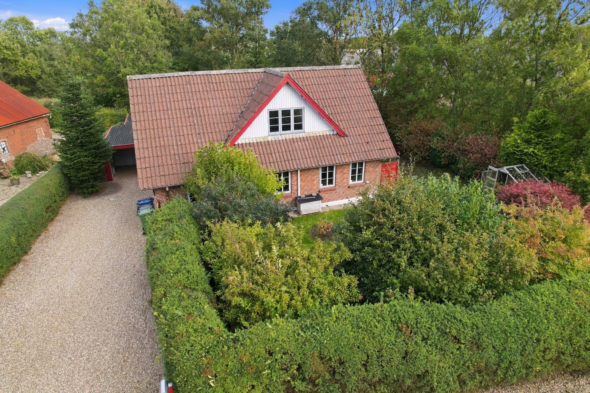 Neder Hallumvej 91, billede 1 af 42